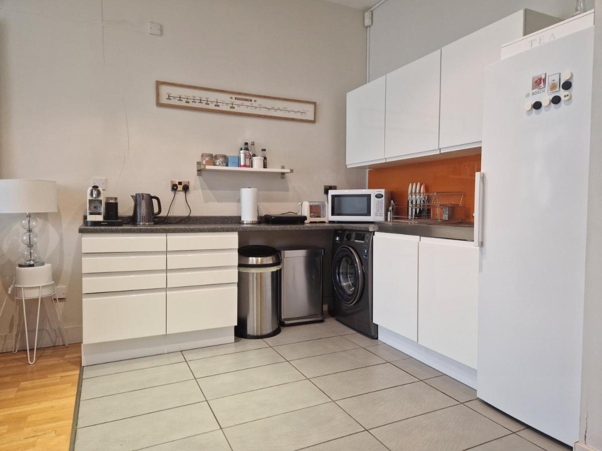 Lovely On A Budget! Apartment