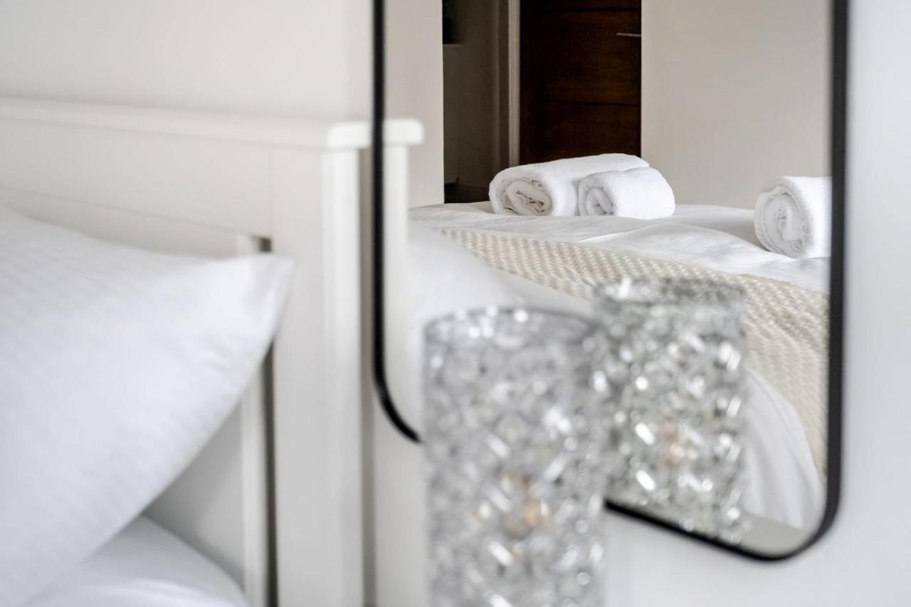 First Class Living Experience Luxury In Harley St London