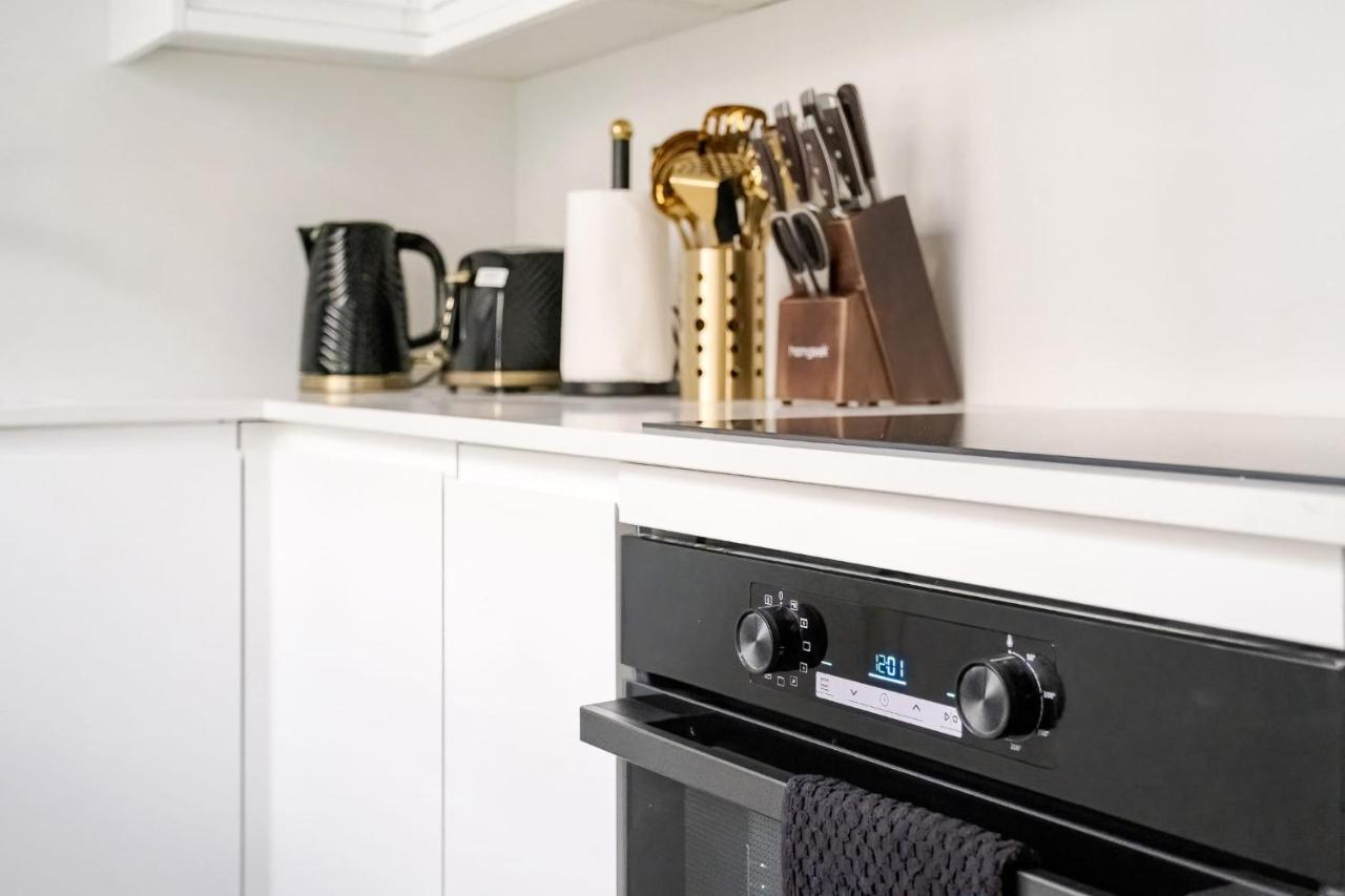 First Class Living Experience Luxury In Harley St * London