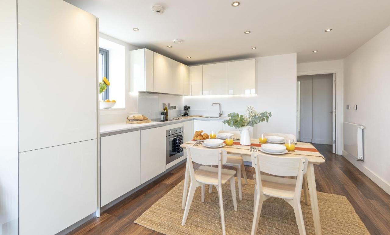 Modern Luxe Just 10 Mins From Tower Bridge! Easy Access To Tube And Bus