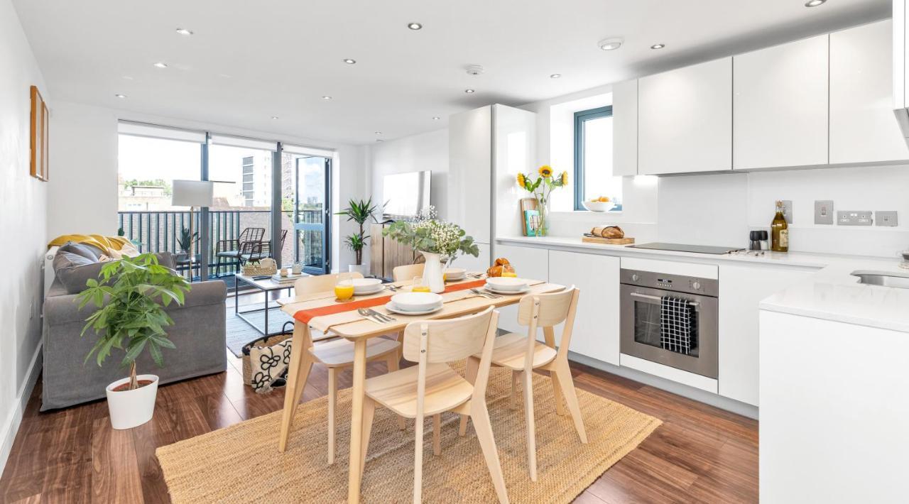 Apartment Modern Luxe Just 10 Mins From Tower Bridge! Easy Access To Tube And Bus *