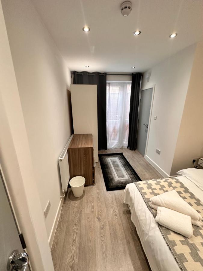 Double And Single In Bromley By Bow London