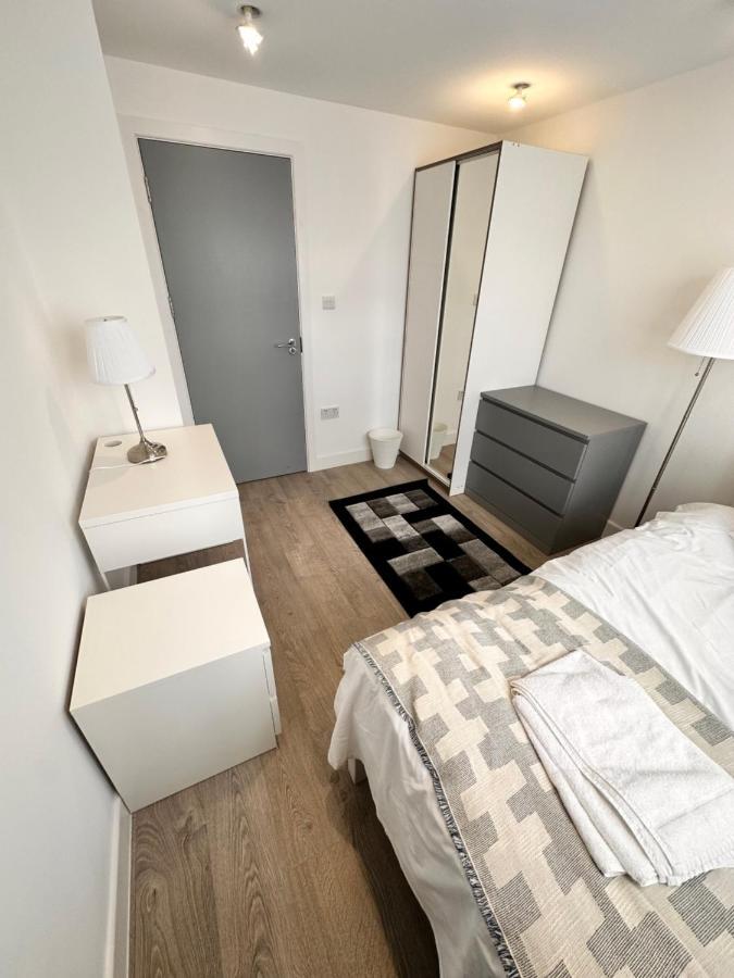 Double And Single In Bromley By Bow Guest house *