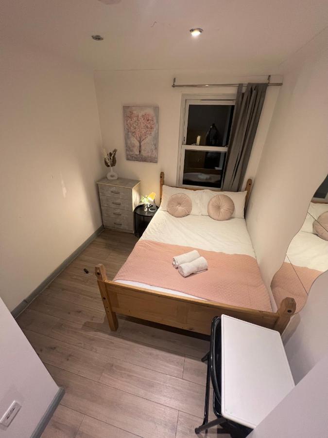 3 Bedroom Flat In King's Cross, St Pancras's. 8 People Appartement *