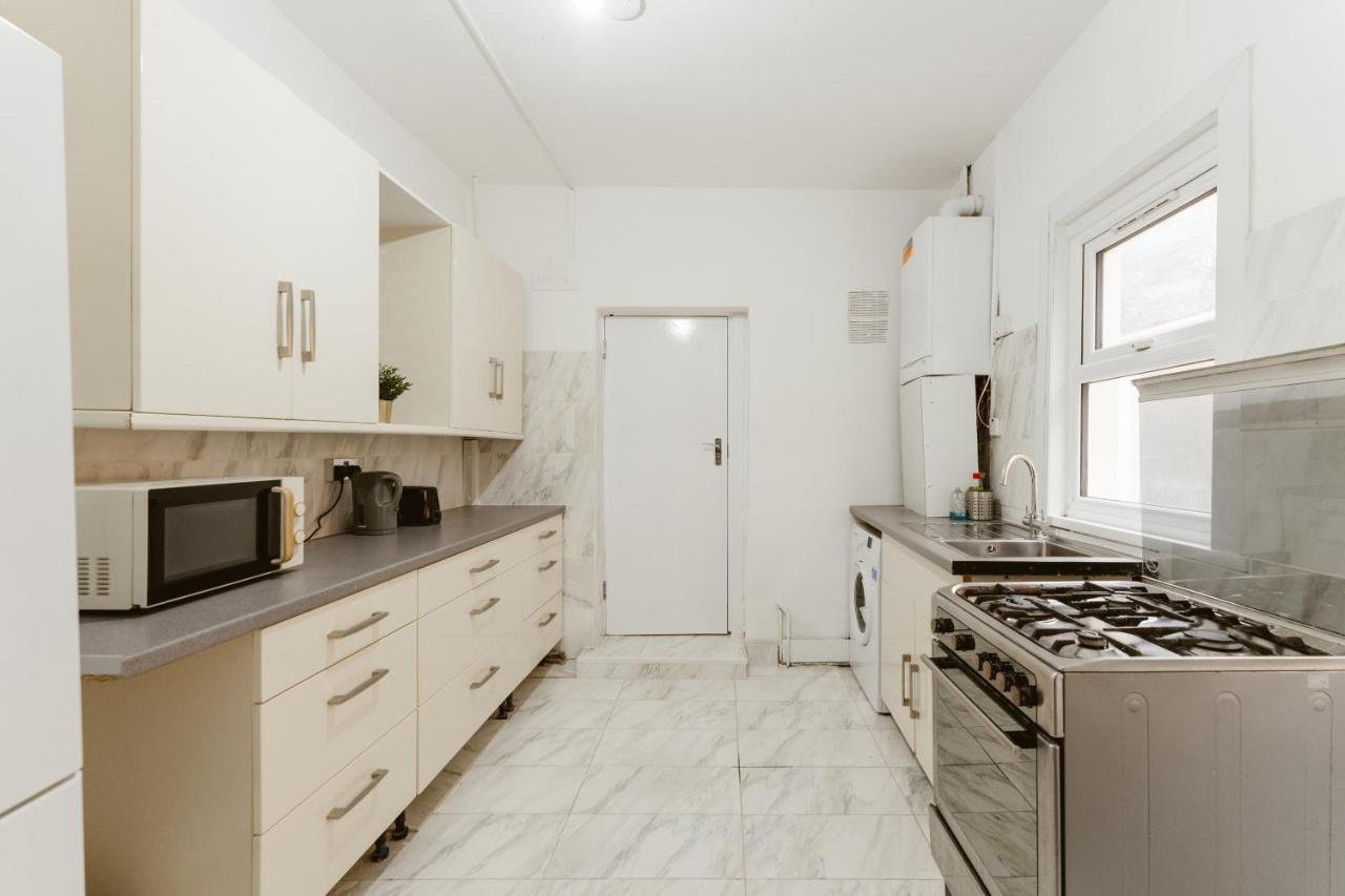 Great In Plaistow Guest house London
