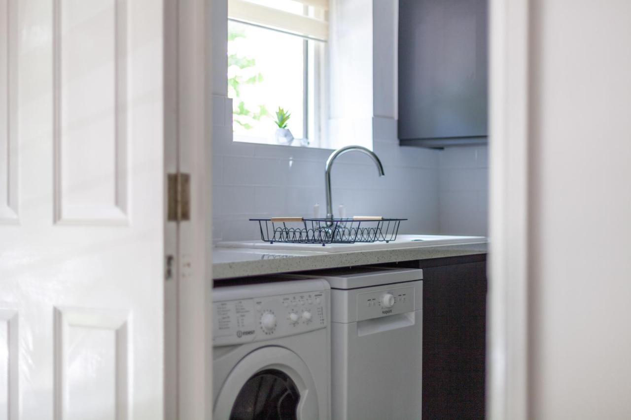 Apartment Newly Refurbished 2br Flat Near Excel Centre