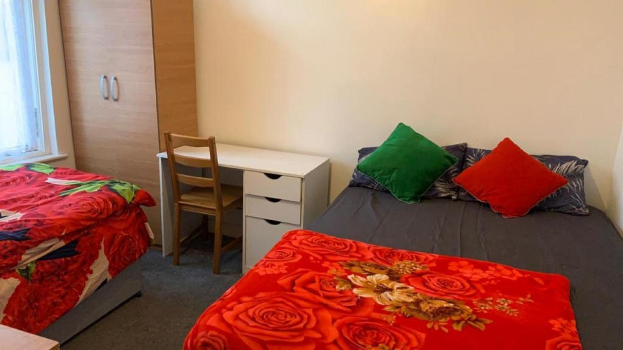 Pensión Luxury Extra Large Double Bedroom Near The St Street