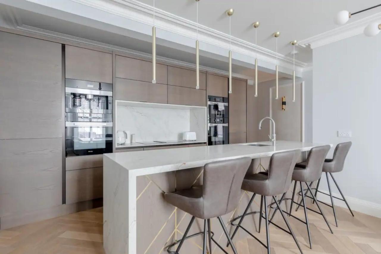 Beautifully Refurbished 2bd Flat - Earl's Court! Apartment *