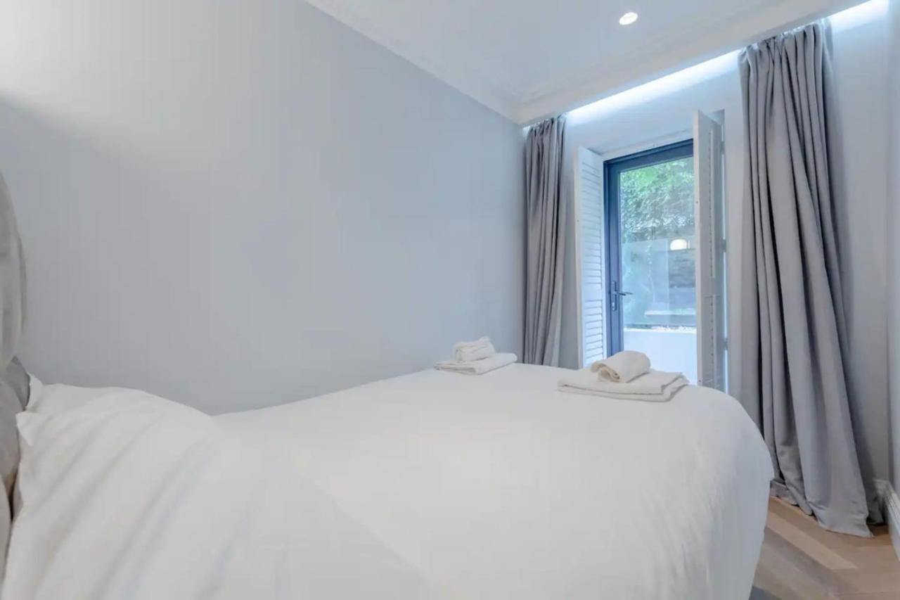 Beautifully Refurbished 2bd Flat - Earl's Court! Apartment