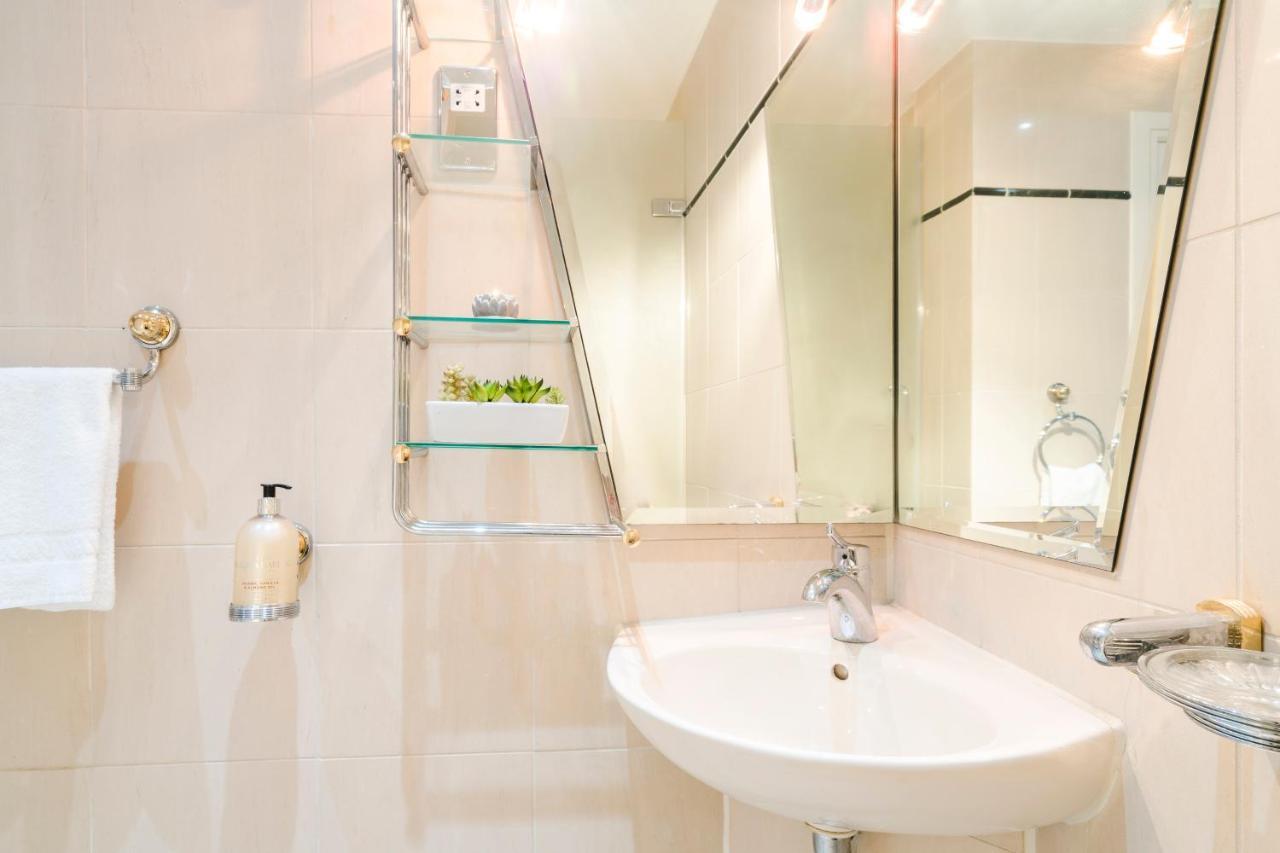 Bridge Penthouse - Luxury Apartment