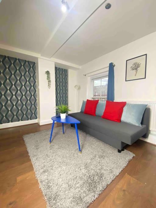 Chic 2 Bed In Brick Lane Apartment *