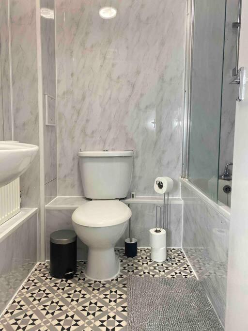 Chic 2 Bed In Brick Lane Apartment London