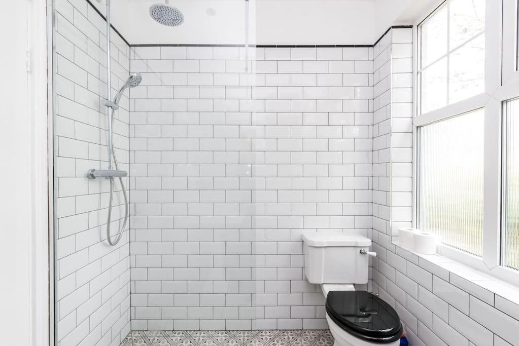 Apartamento Modern And Spacious 2 Bed In Brixton *