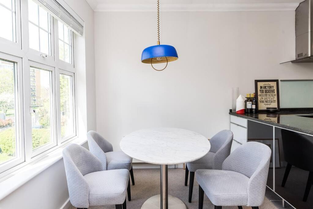 Modern And Spacious 2 Bed In Brixton Londres