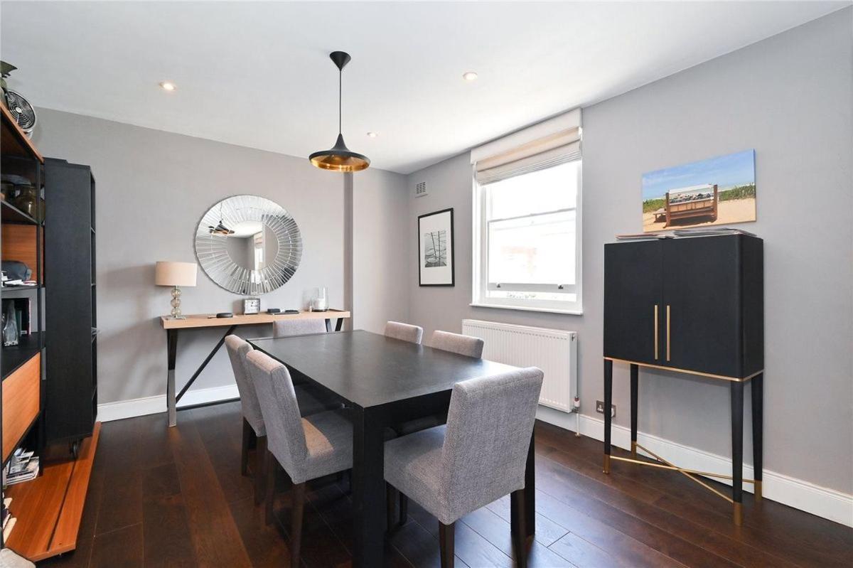 Large 3 Bedroom Covent Garden * Londen