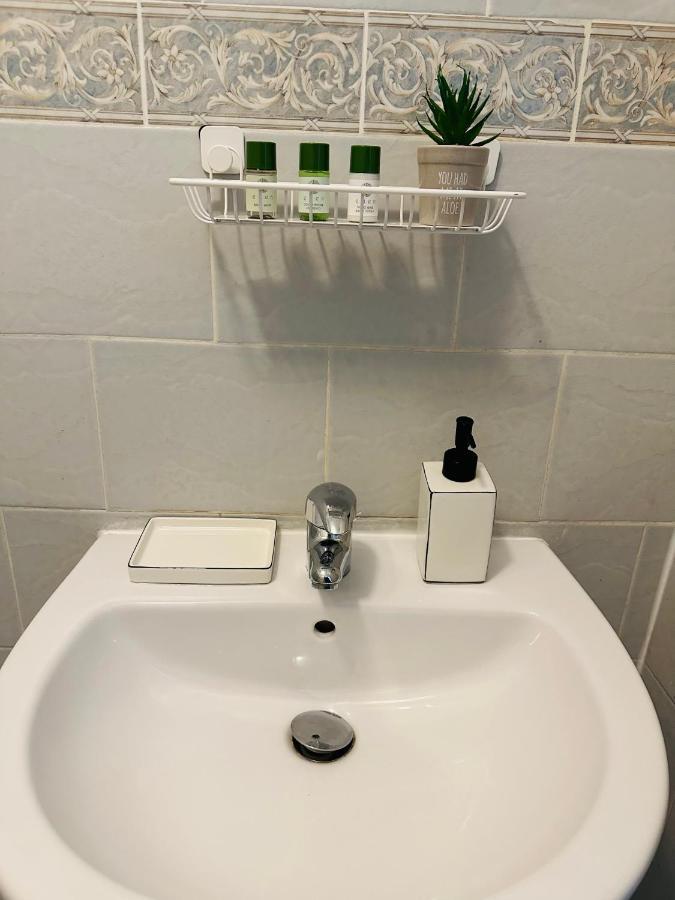 Private Studio Flat In
