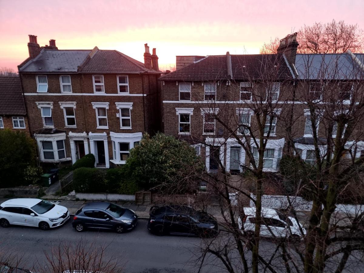 Stylish-brockley-entire Place
