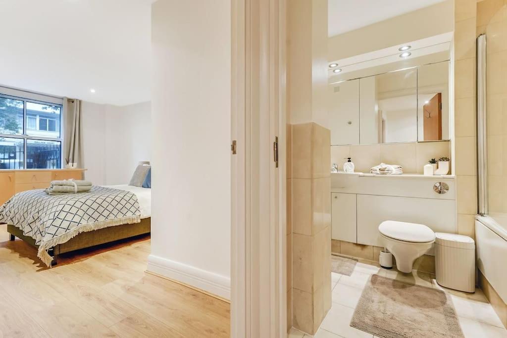 Spacious 1 Bedroom Near Marble Arch Londen