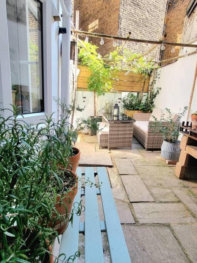 Spacious & Renovated 1-bed Garden Flat In Appartement *