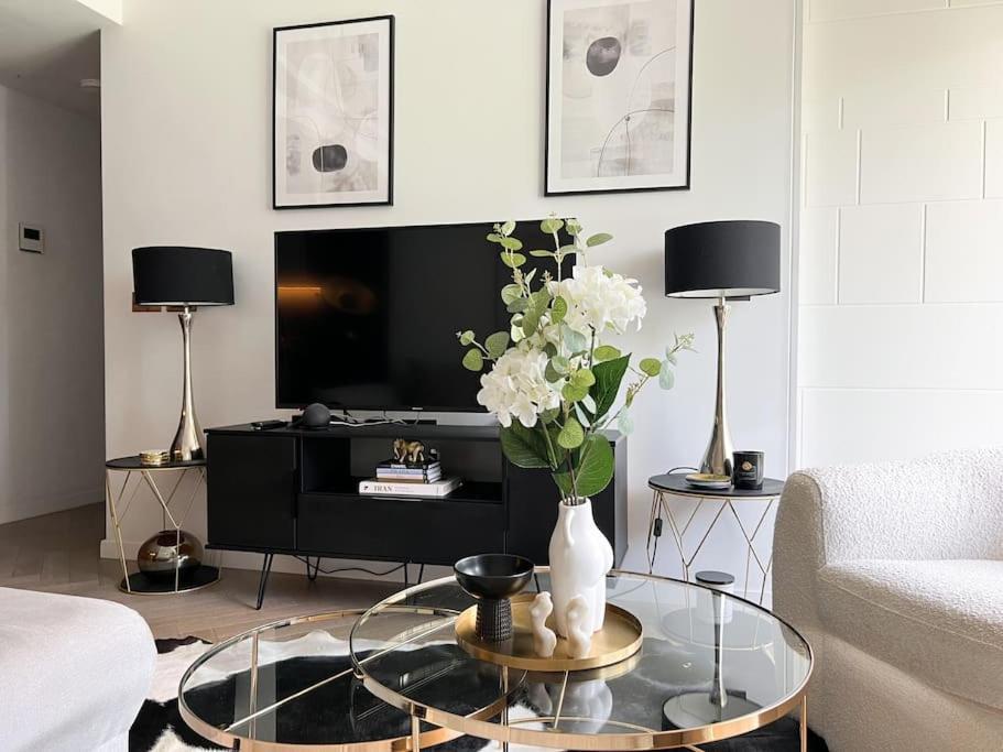 Apartment Battersea Power Station, Zone 1 *