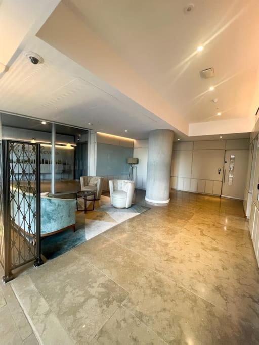 Battersea Power Station, Zone 1 Apartment *