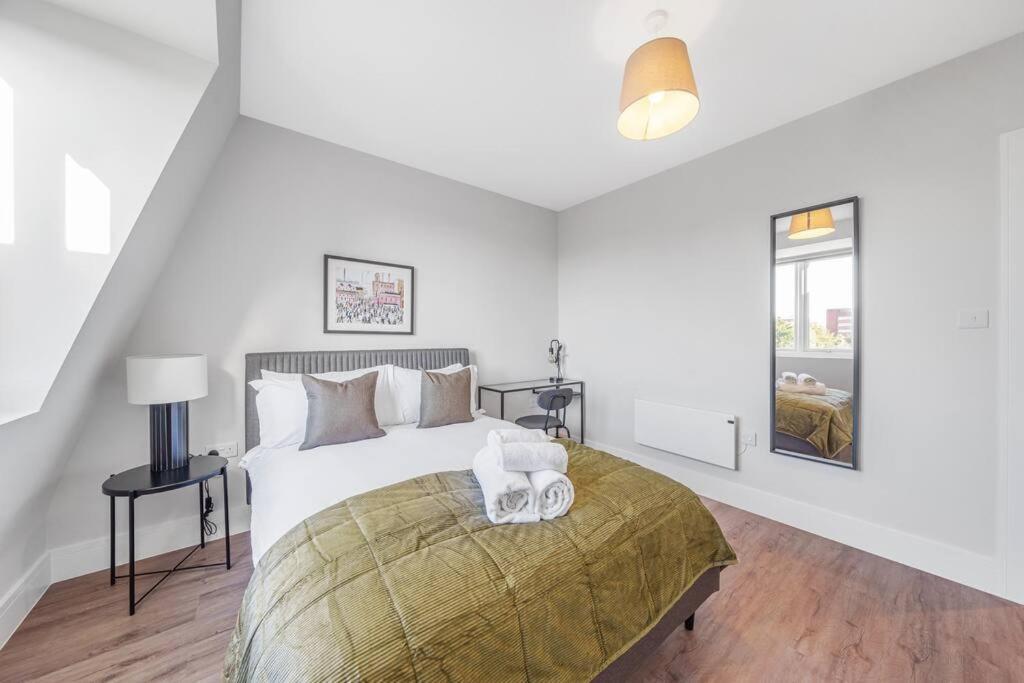 Tranquil 2-bed Oasis In Tooting 20 Min To Central Appartement Londen