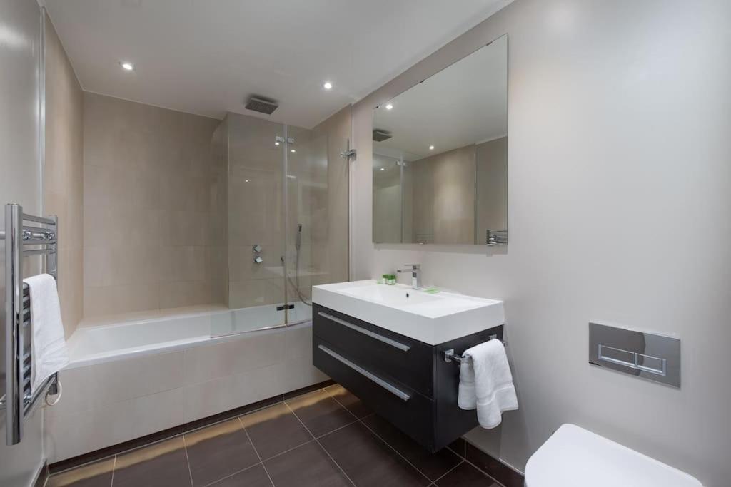 West Kensington By Capital London