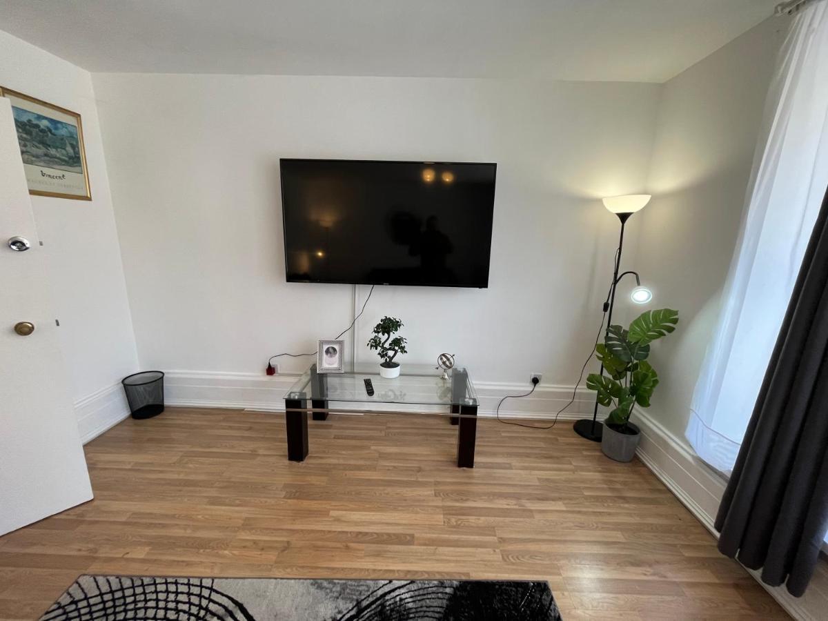 Apartment Urluxury 4 Bedroom 5-baths House In Marble Arch, *