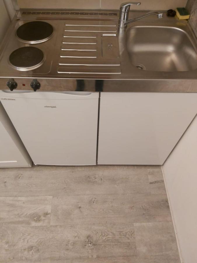 Apartment Compact For 2 Near Paddington-f13 *
