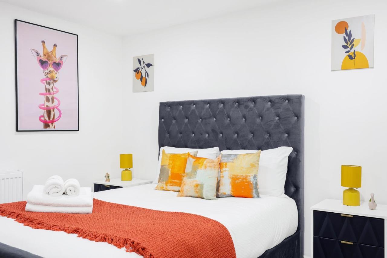 Apartamento 2 Bed Basement Short Term & Flexible Renting Shoreditch With Free Wifi ! *