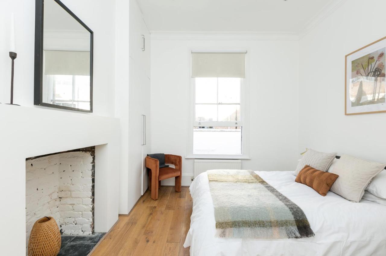 Sun Drenched 1 Bedroom In Farringdon *