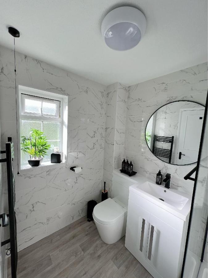Holiday home Stunning In Beckton With Private Entrance London
