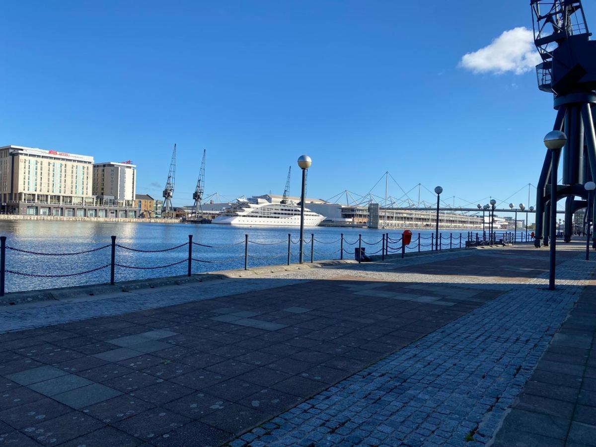 Apartment Excel O2 Arena - With River View