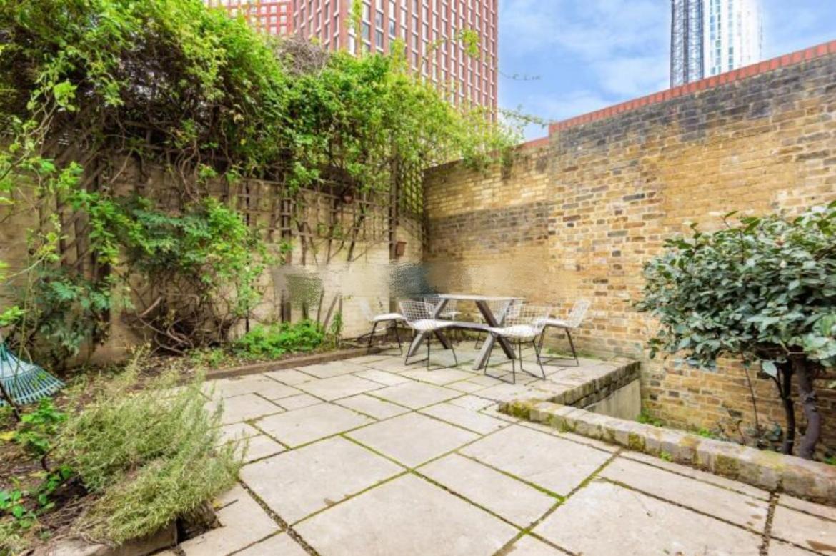 Vauxhall Shared House: Embassy Area Convenience Homestay