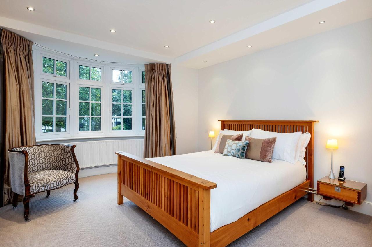 Veeve - Majestic Oasis * London