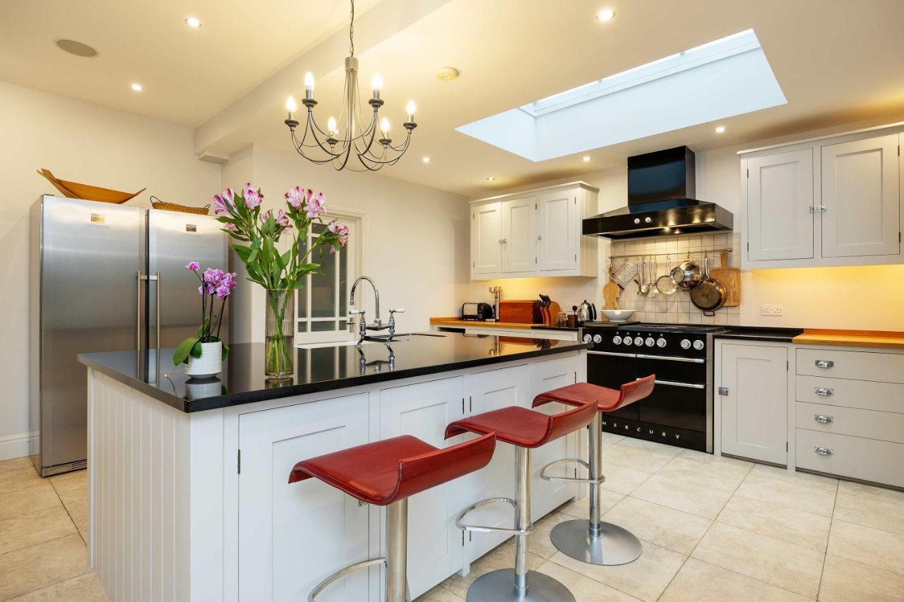 Veeve - Majestic Oasis * London