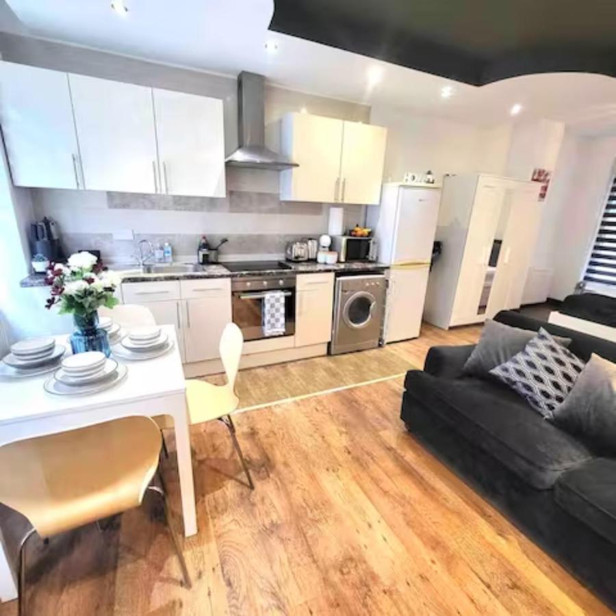 Appartement Flat In Fitzrovia- Near Major Attractions! Londen