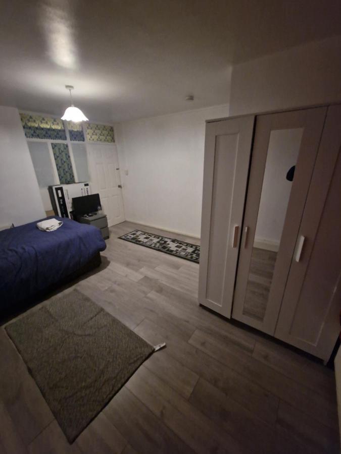 Large Homestay *