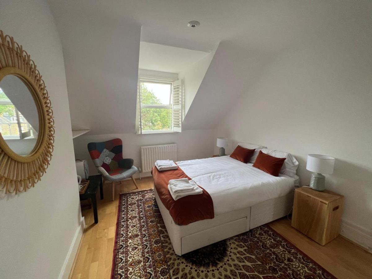 Grand Tulse Hill Homestay