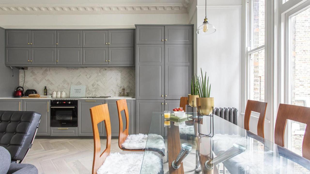 Apartment Spacious Flat In London