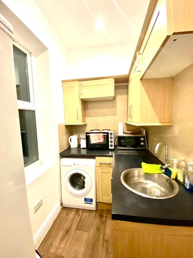 Lovely 3 Bedroom Property Next To Paddington Station Central Apartamento *