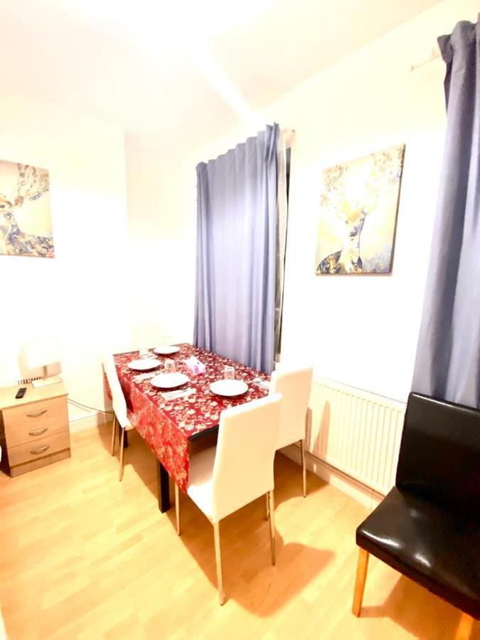 Lovely 3 Bedroom Property Next To Paddington Station Central Londres