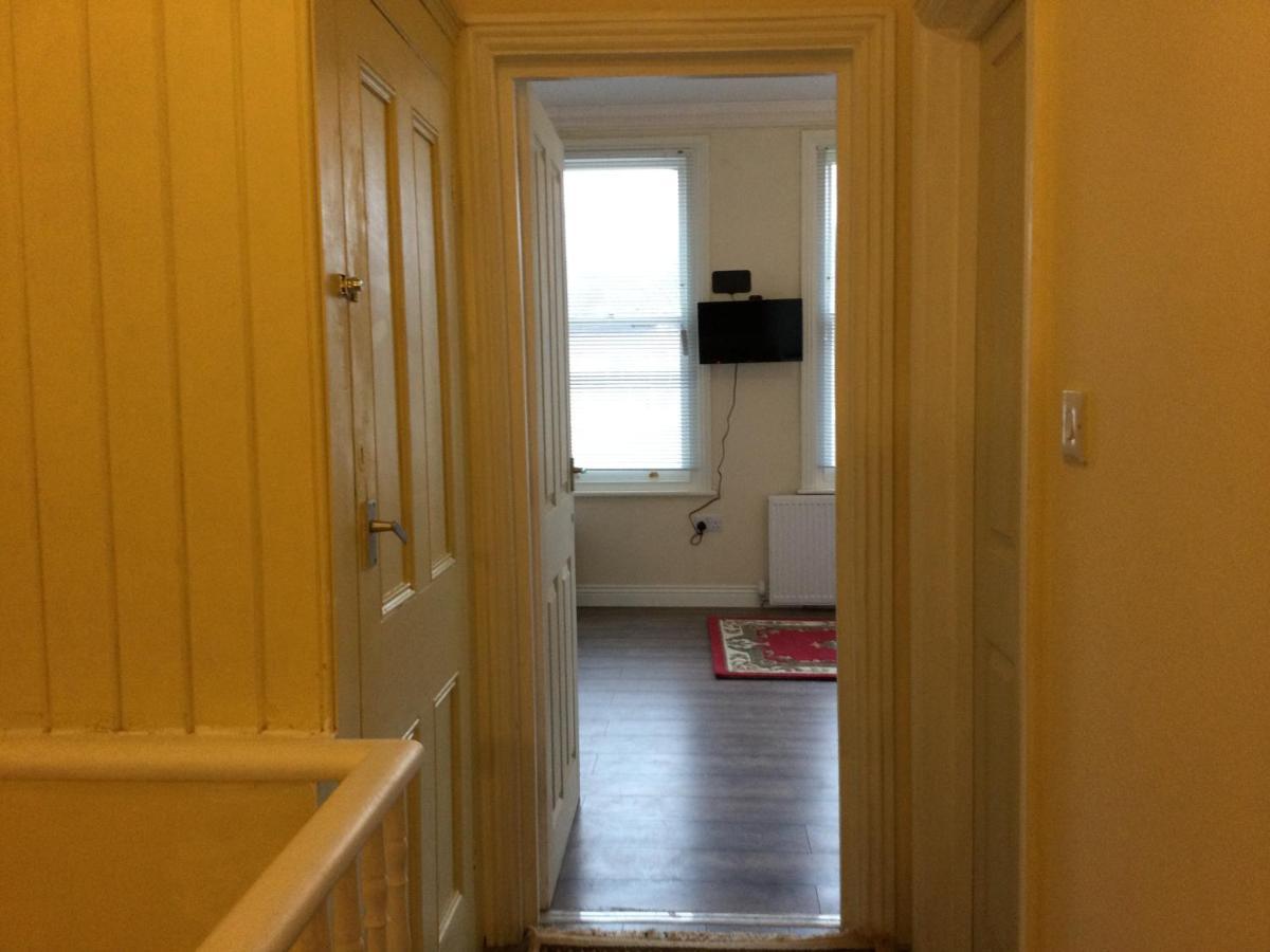 Tdm Bachelot Lettings Ltd Gasthof London