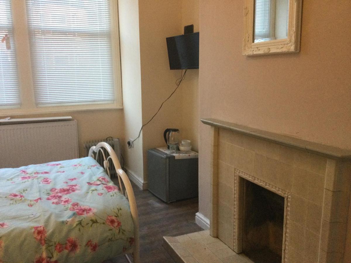 Gasthof Tdm Bachelot Lettings Ltd