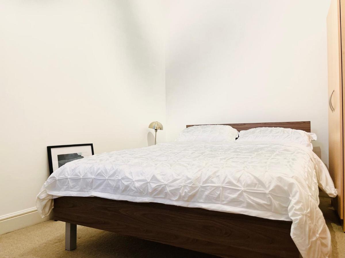 Lovely & Charming One-bedroom Apartment, Chelsea * London