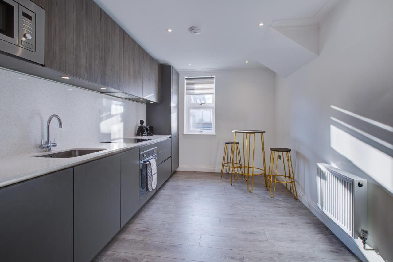 Hybrid Resi - London, Fulham Near Chelsea And Putney London