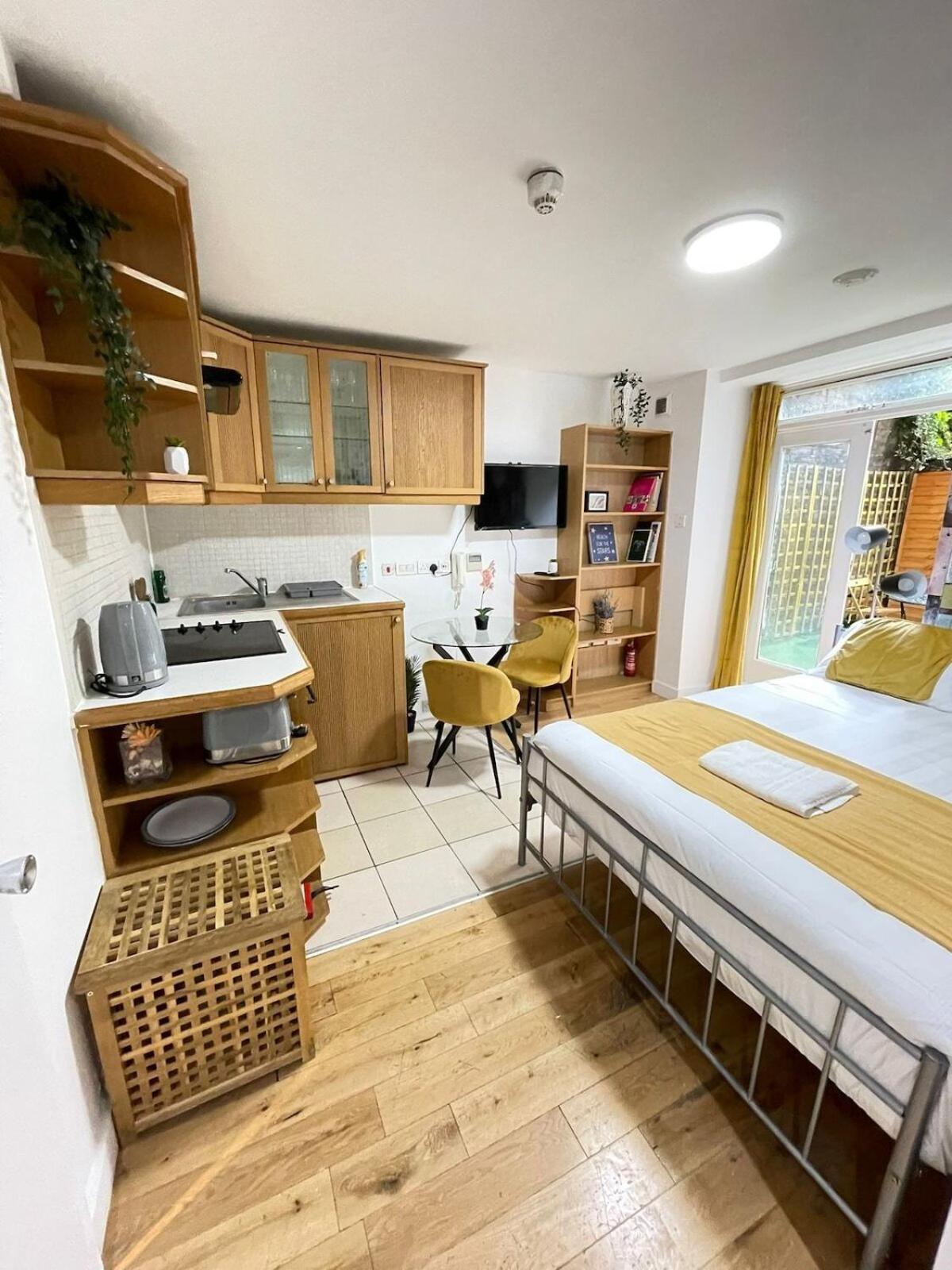 Portobello Road Artistic 'budget' Apartamento *