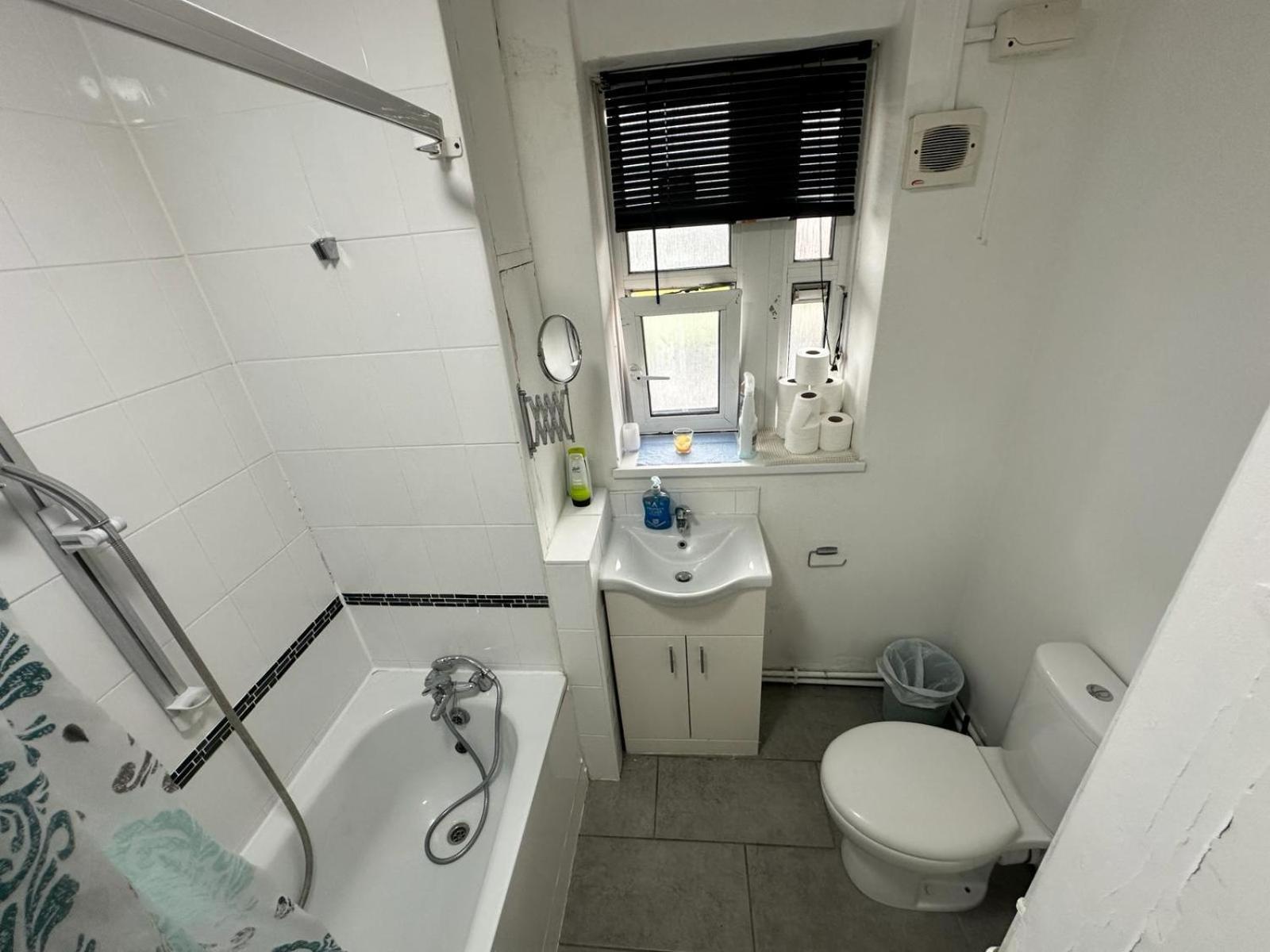 Aldgate East R1 Gasthof London