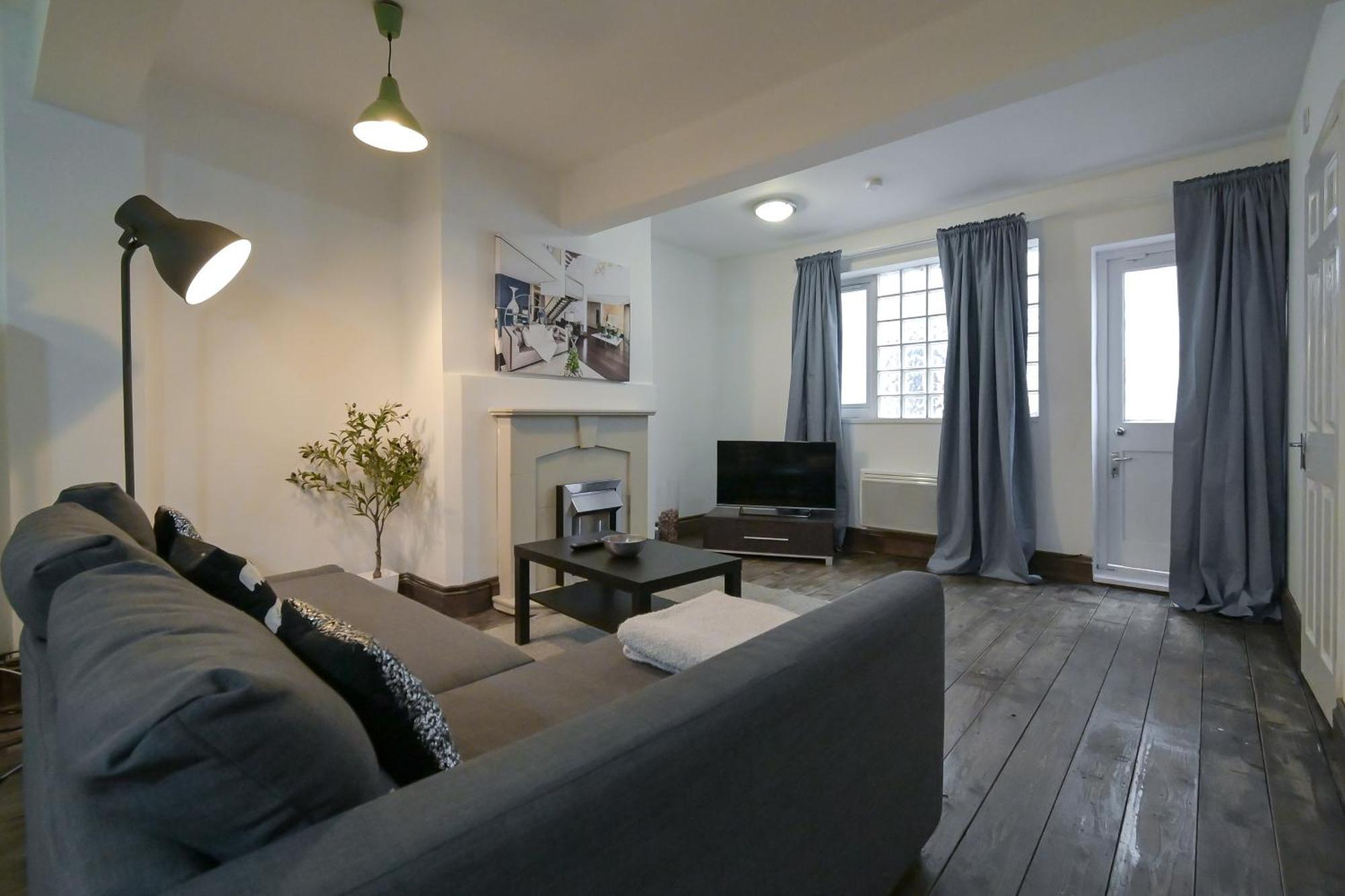 Stoke Newington Studio By Dc Apartment
