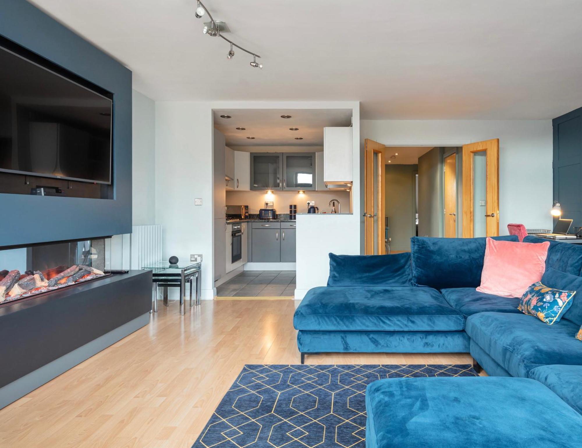 Excel, O2, Canary Wharf, Airport - Free Parking Londen
